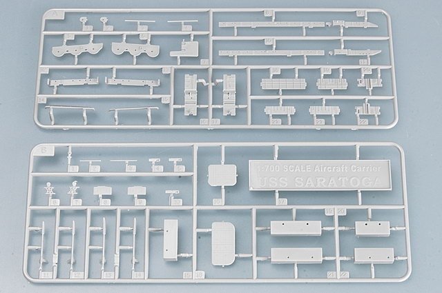 Trumpeter 05738 USS SARATOGA CV-3 1/700 – image 6