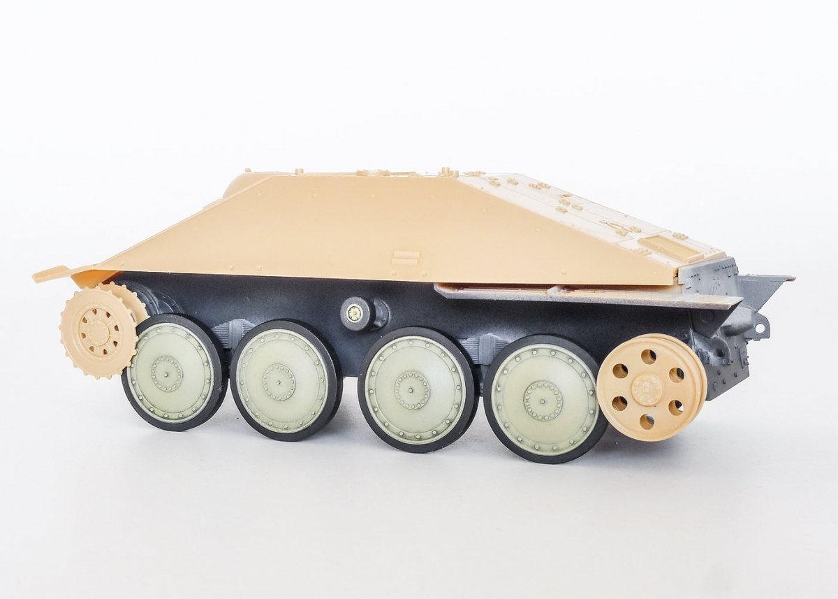 QuickWheel QW-143 Hetzer (Première et dernière versions) - Academy 1/35 – image 5