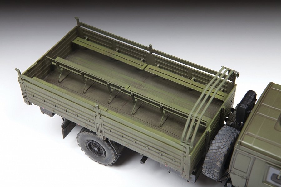 Camion militaire Zvezda 3692 KAMAZ K-4350 1/35 – immagine 4