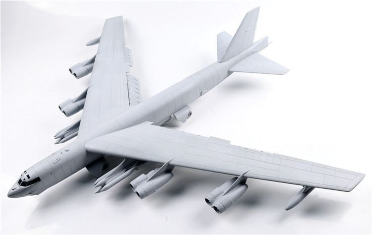Modelcollect UA72200 B-52H US Stratofortress Bombardier stratégique 1/72 – imagen 5