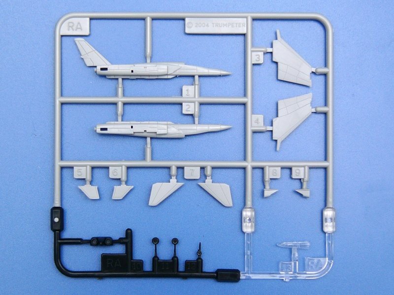 Trumpeter 05605 US CVN-68 Nimitz porte-avions 1975 (1/350) – Bild 30