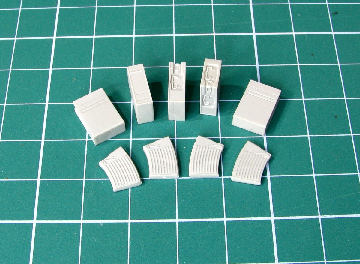 EUREKA XXL E-043 Boîtes et chargeurs de munitions FlaK38 de 2 cm, échelle 1/35 – immagine 7