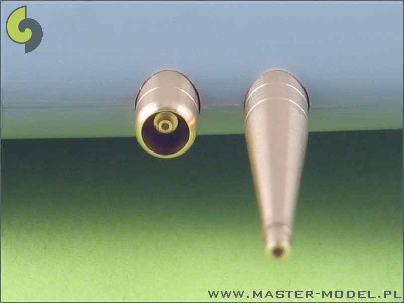 Master AM-48-005 Supermarine Spitfire early E wing - Hispano 20mm &amp;amp; .50cal dans les carénages (1/48) – image 3
