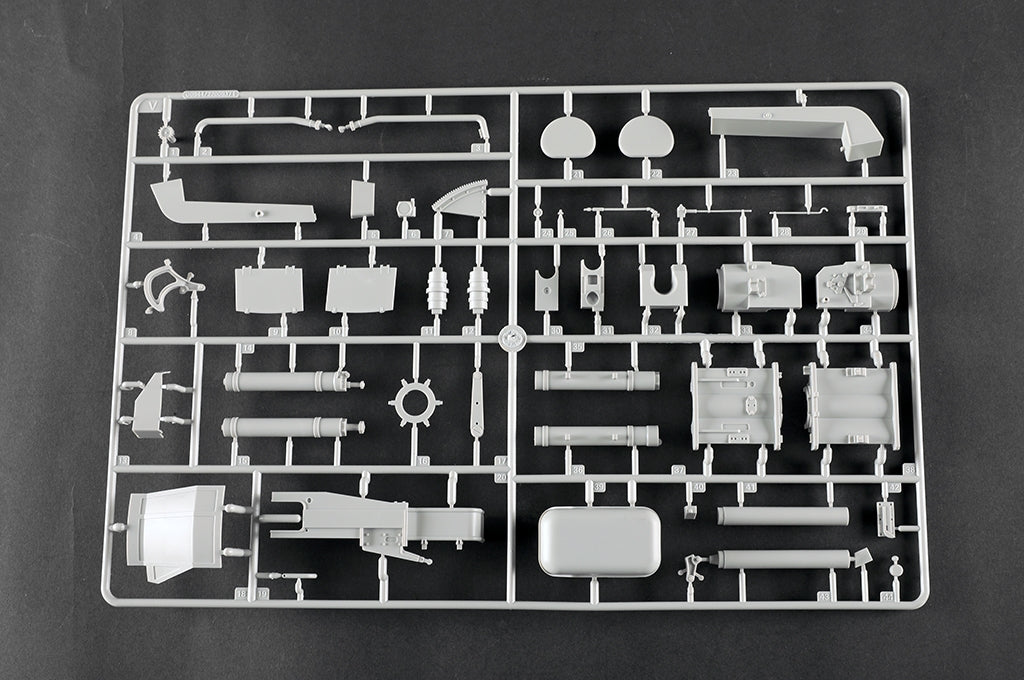Trumpeter 00944 Pz.Kpfw.VI Ausf.E Sd.Kfz.181 Tiger I (production moyenne) 1/16  – image 38