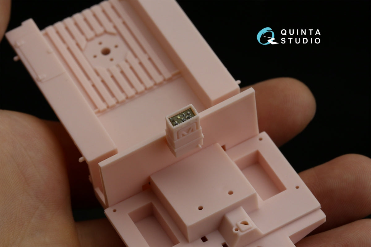 Intérieur imprimé en 3D et coloré sur papier décalcomanie Quinta Studio QD35087 Land Rover 109 Pink Panther SAS (Tamiya) 1/35 – image 9