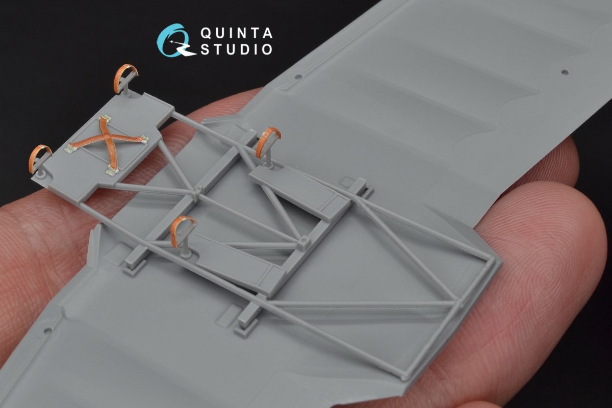 Intérieur imprimé en 3D et coloré sur papier décalcomanie Quinta Studio QD32016 Bu 131 (pour kit ICM) 1/32 – immagine 5