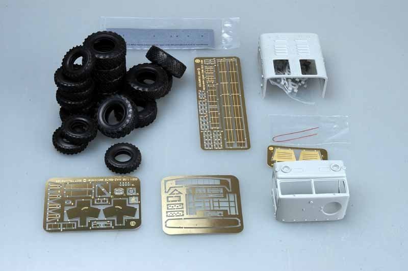 Trumpeter 00212 MAZ-537G Type de production tardive avec semi-remorque MAZ/ChMZAP-5247G (1/35) – Bild 9