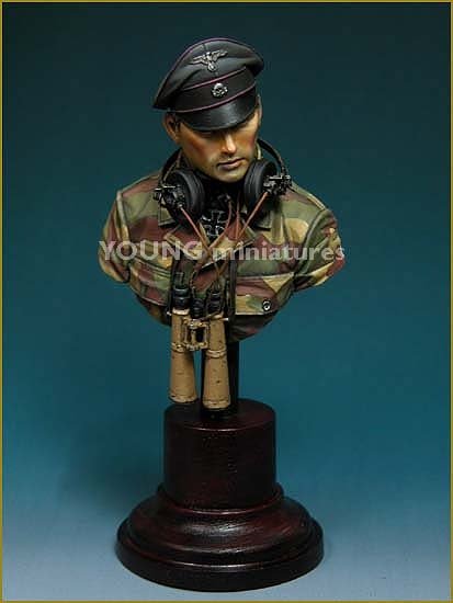 Young Miniatures YM1805 Officier de char SS Normandie 1944 1/10 – image 5
