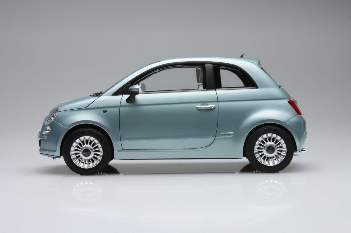 Fujimi 123622 Fiat 500 1/24 – image 3