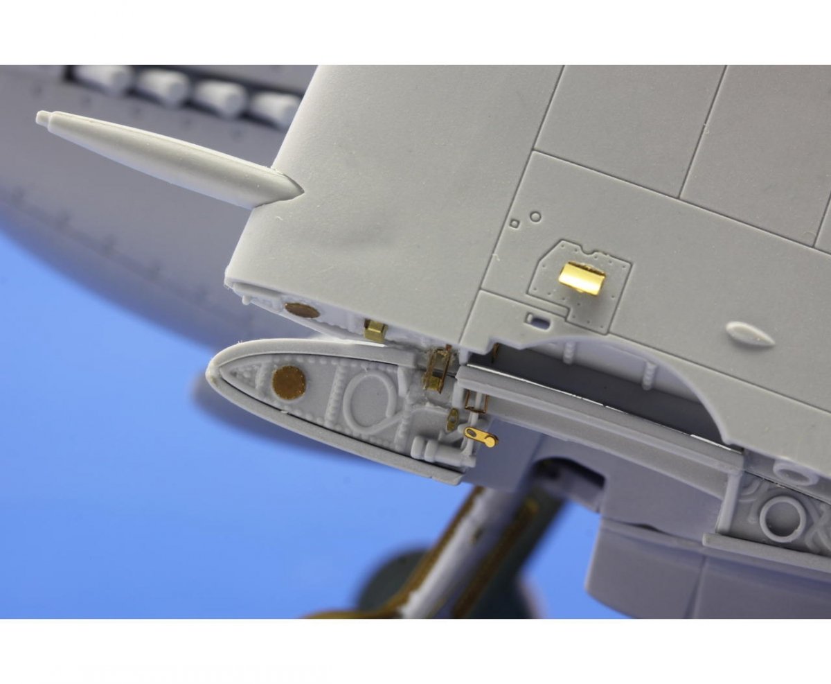 Eduard 49583 Seafire F. XVII SA 1/48 AIRFIX – image 9