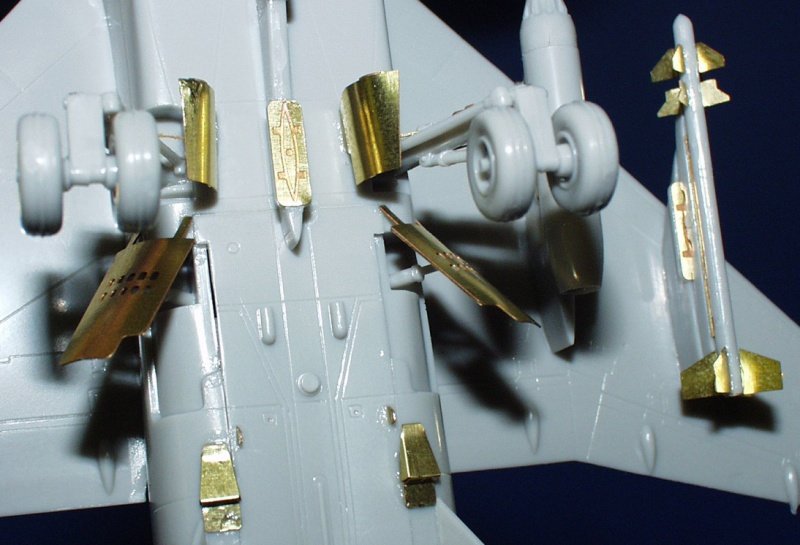 Eduard 72380 Jaguar GR Mk.1 1/72 HASEGAWA – image 4