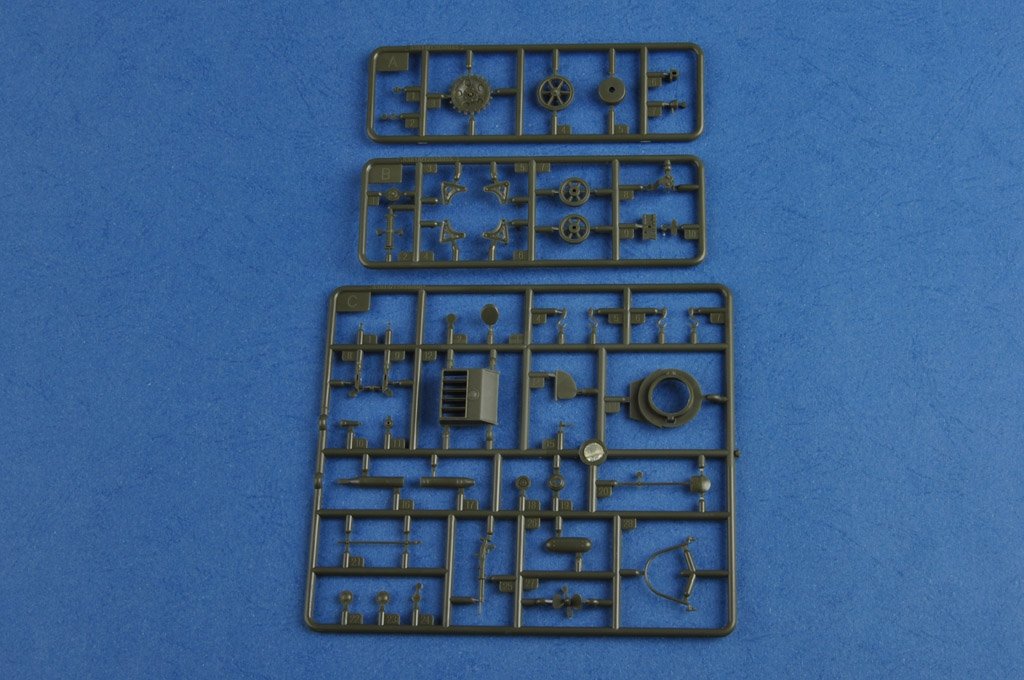 Hobby Boss 83821 Char léger soviétique T-37A (Izhorsky) (1/35) – image 6