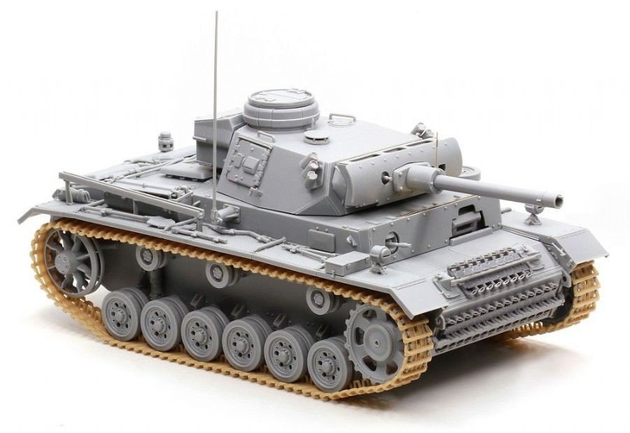 Cyber ​​​​Hobby 6616 Sd.Kfz.141/3 Pz.Kpfw.III (FL) (1/35) – image 7