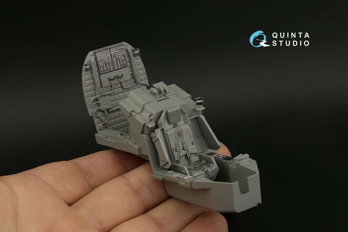 Intérieur imprimé en 3D et coloré sur papier décalcomanie (Takom) pour Quinta Studio QD35099 AH-64E, échelle 1/35  – immagine 8