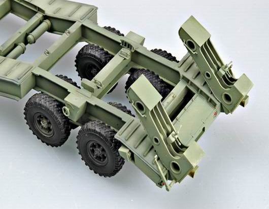 Trumpeter 00211 MAZ-537G type intermédiaire avec semi-remorque MAZ/ChMZAP 5247G (1/35) – immagine 10