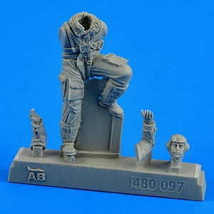 Aerobonus 480097 Pilote de la Luftwaffe allemande de la Seconde Guerre mondiale pour Bf 109 (version tardive) au 1/48