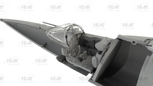 ICM 72176 MiG-25 RU, Avion d&amp;#39;entraînement soviétique 1/72 – immagine 3