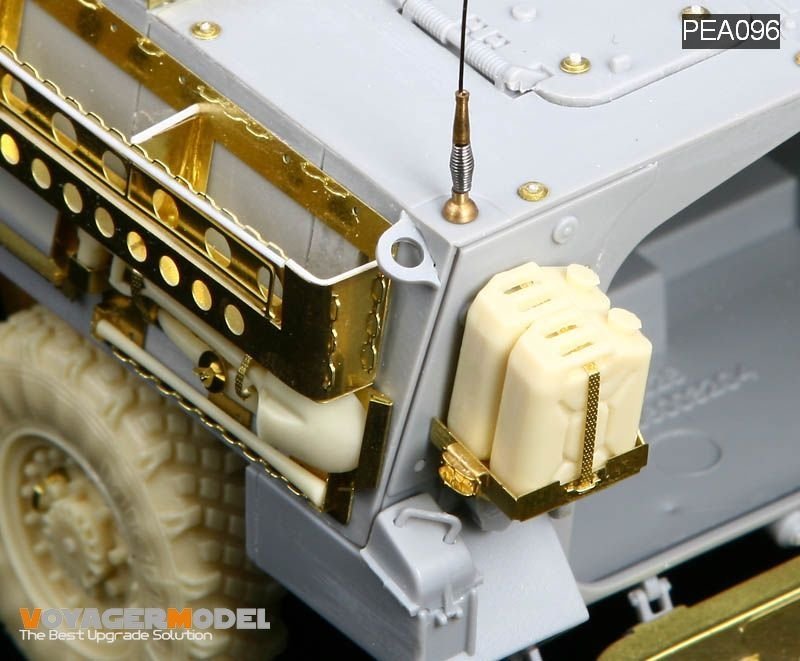 Voyager Model PEA096 OVM and Water/Fuel Can for Stryker (For ALL) 1/35 – zdjęcie 3