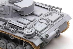 Cyber ​​​​Hobby 6616 Sd.Kfz.141/3 Pz.Kpfw.III (FL) (1/35) – image 9