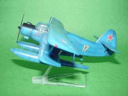 Trumpeter 01606 Antonov An-2V Colt sur flotteur (1/72) – image 6