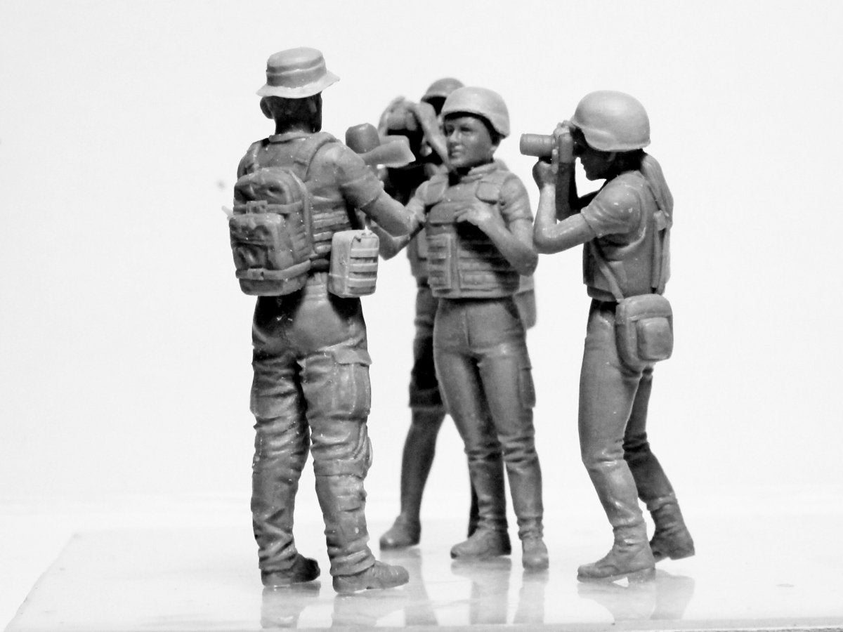 ICM 35751 Journalists in War 1/35 – zdjęcie 12