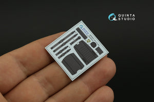 Intérieur coloré imprimé en 3D sur papier décalcomanie (Academy) pour Quinta Studio QD+35119 AH-1Z (avec pièces en résine imprimées en 3D) à l&amp;#39;échelle 1/35 – image 3