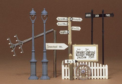 Tamiya 35067 Ensemble de panneaux de signalisation routière (1/35)  – image 2