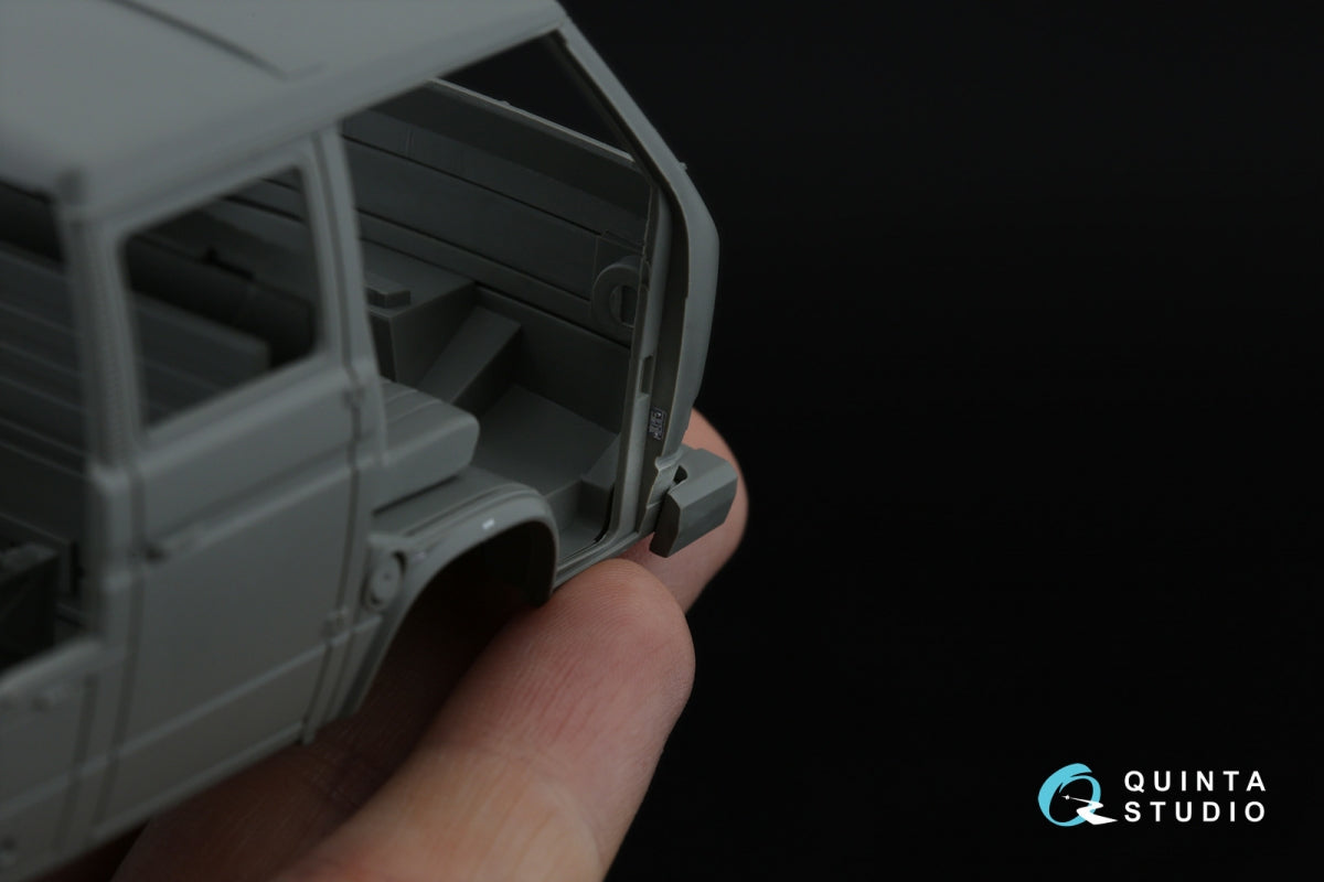 Intérieur imprimé en 3D et coloré sur papier décalcomanie (Takom) pour la famille VW T3 de la Bundeswehr (Quinta Studio QD35138) à l&amp;#39;échelle 1/35  – image 12