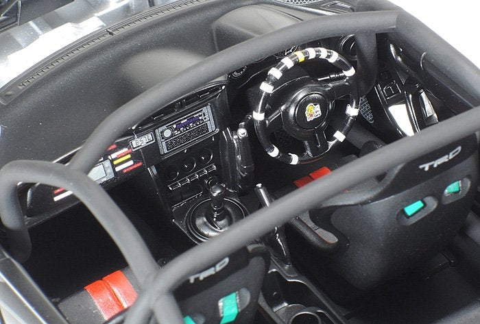 Tamiya 24337 GAZOO Racing TRD 86 (2013 TRD Rally challenge) (1/24)  – image 6