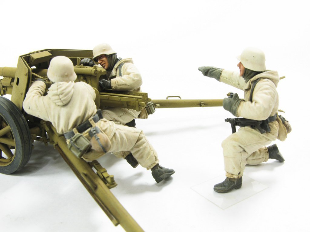 Hobby Fan HF562 PAK40 ALLEMAND FRONT DE L&amp;#39;EST - 3 FIGURINES