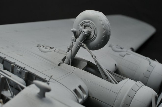 Maquettes HK Models 01E04 B-17 Flying Fortress F et G (1/32) – immagine 2