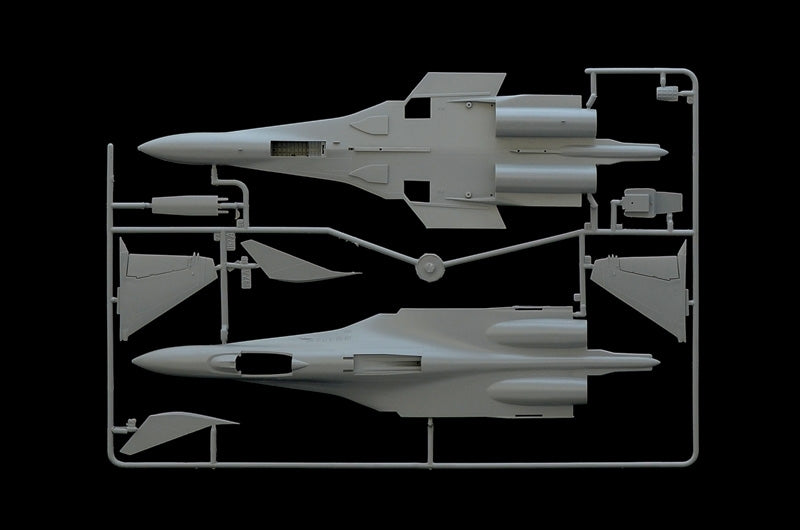 Italeri 0197 SU-33D Flanker-D 1/72 – image 4