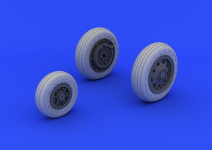 Roues de train d&amp;#39;atterrissage Eduard 632045 F-104 (version initiale) au 1/32 ITALERI – immagine 4