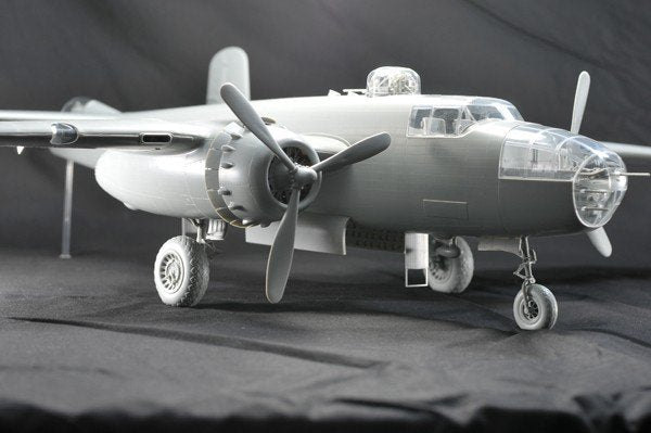 Maquette HK Models 01E02 B-25J Mitchell « Strafer » (1/32) – Bild 19