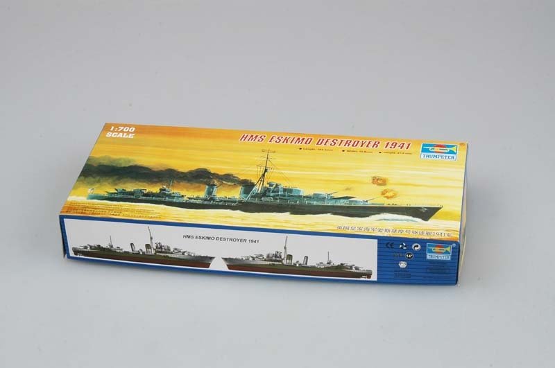 Trumpeter 05755 SS Jeremiah O&amp;#39;Brien Liberty Ship 1/700 – image 2
