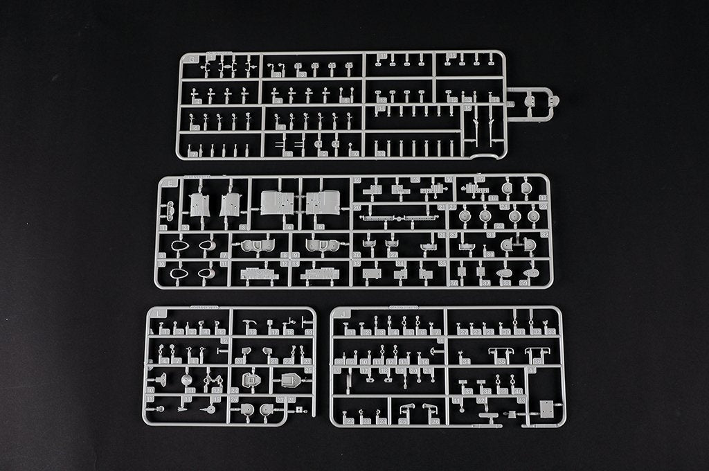 Maquette Trumpeter 06748 Cuirassé USS Missouri BB-63 1/700 – image 12