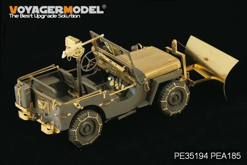 Maquette Voyager PEA185 Jeep Willys MB américaine de la Seconde Guerre mondiale avec chasse-neige et chaînes à neige (pour Tamiya / italien) 1/35 – image 4