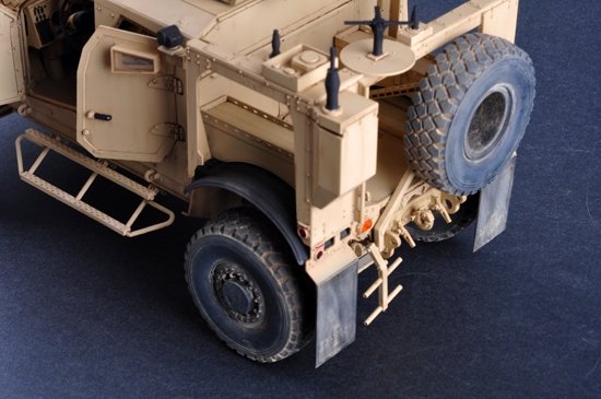 Trumpeter 00930 US M-ATV MRAP 1/16 – immagine 8