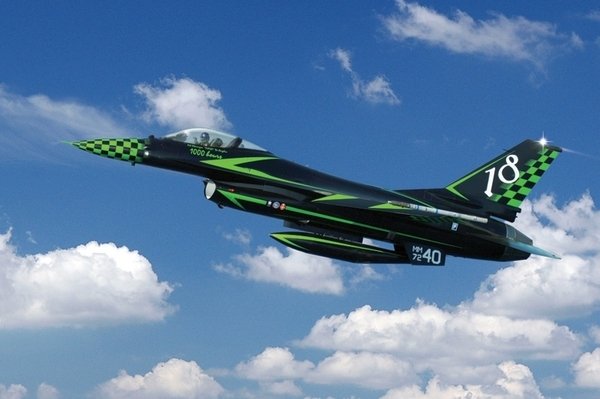 Italeri 1337 General Dynamics F-16 ADF/AM Couleurs spéciales (1/72)