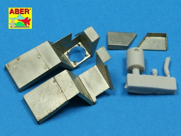 Aber 35204 Armored personnel carrier Sd.Kfz. 251/1 Ausf. D - vol. 2 - additional set - fenders (1/35) – image 5