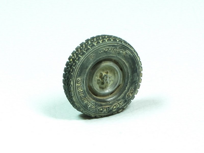 Camionnette technique ET modèle ER35-055, roues lestées type 2 pour Meng VS-004 1/35 – image 2