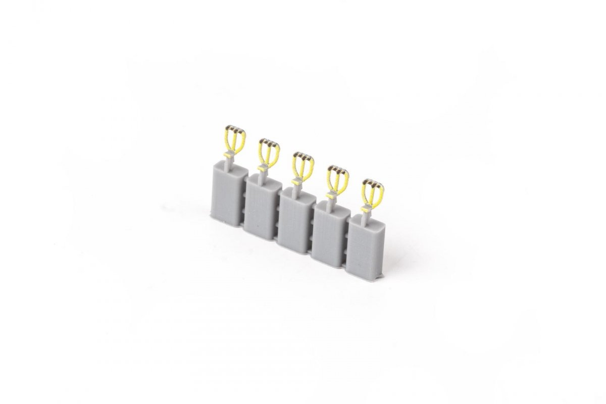 Poignées inférieures du siège éjectable Eduard 648836 ACES II, impression 1/48