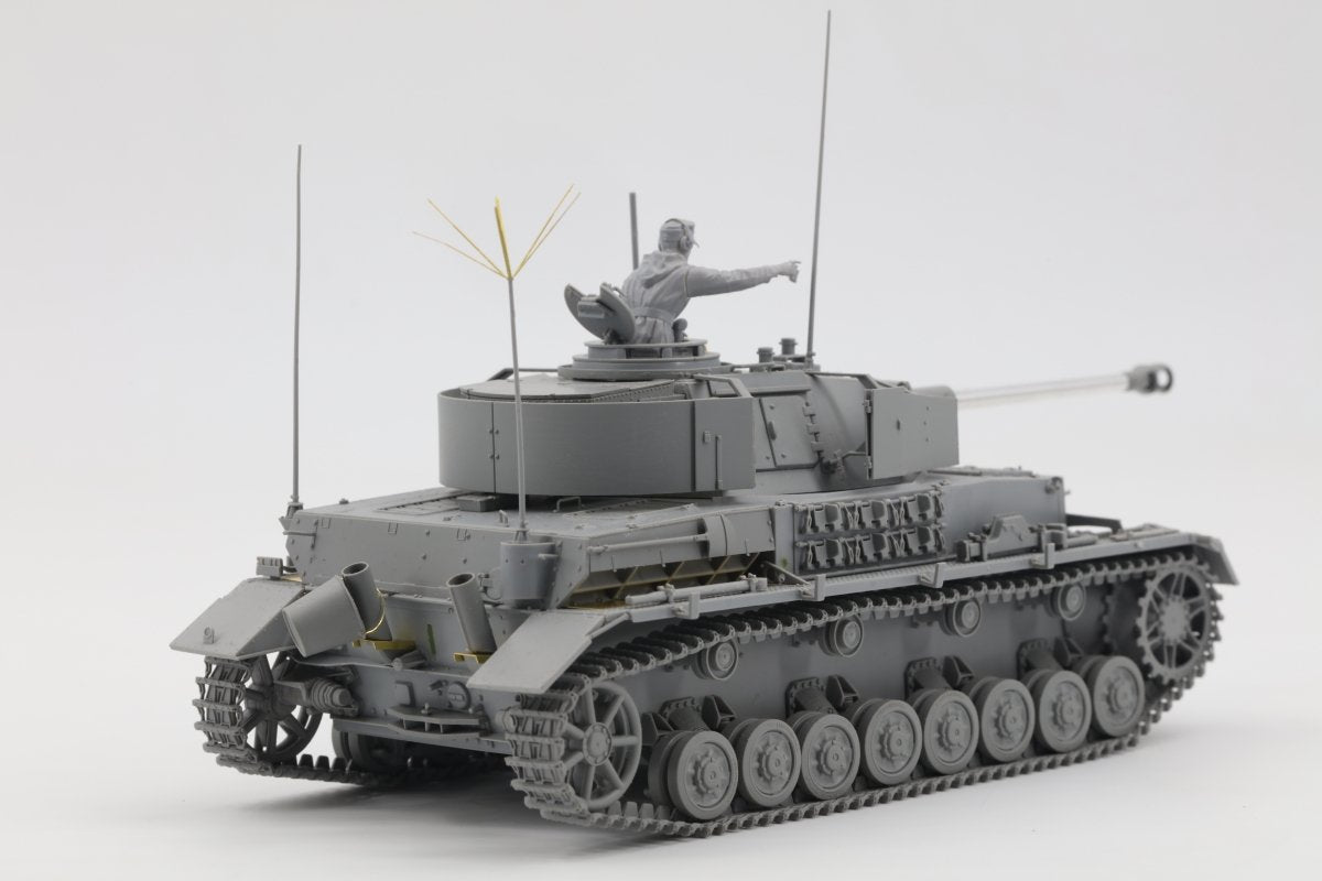 Border Model BT-006 Pz.Beob.Selon IV Ausf. J avec commandant et infanterie 1/35 – image 4