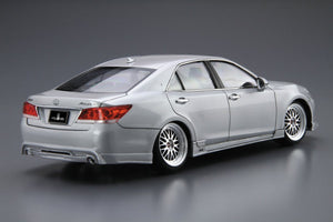 Aoshima 00856 VLENE GRS214 CROWN ATHLÈTE G &amp;#39;12 (TOYOTA) 1/24 – immagine 2