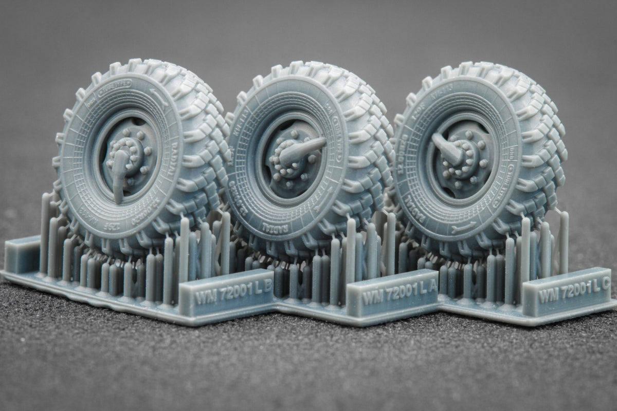ScaleX WM 72001 ZIL 131 Ordinary wheel set (for ICM) 1/72