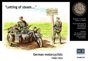 Master Box 3539 German motorcyclists 1940-1943 1/35