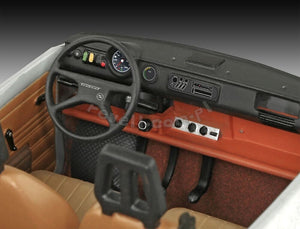 Revell 05630 Trabant 601 Édition Exclusive 60e Anniversaire (Livre inclus) 1/24 – image 6