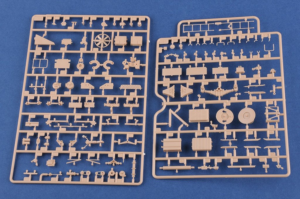 Hobby Boss 85517 BAZ-64022 russe avec TEL S-400 5P85TE2 (1/35) – image 17