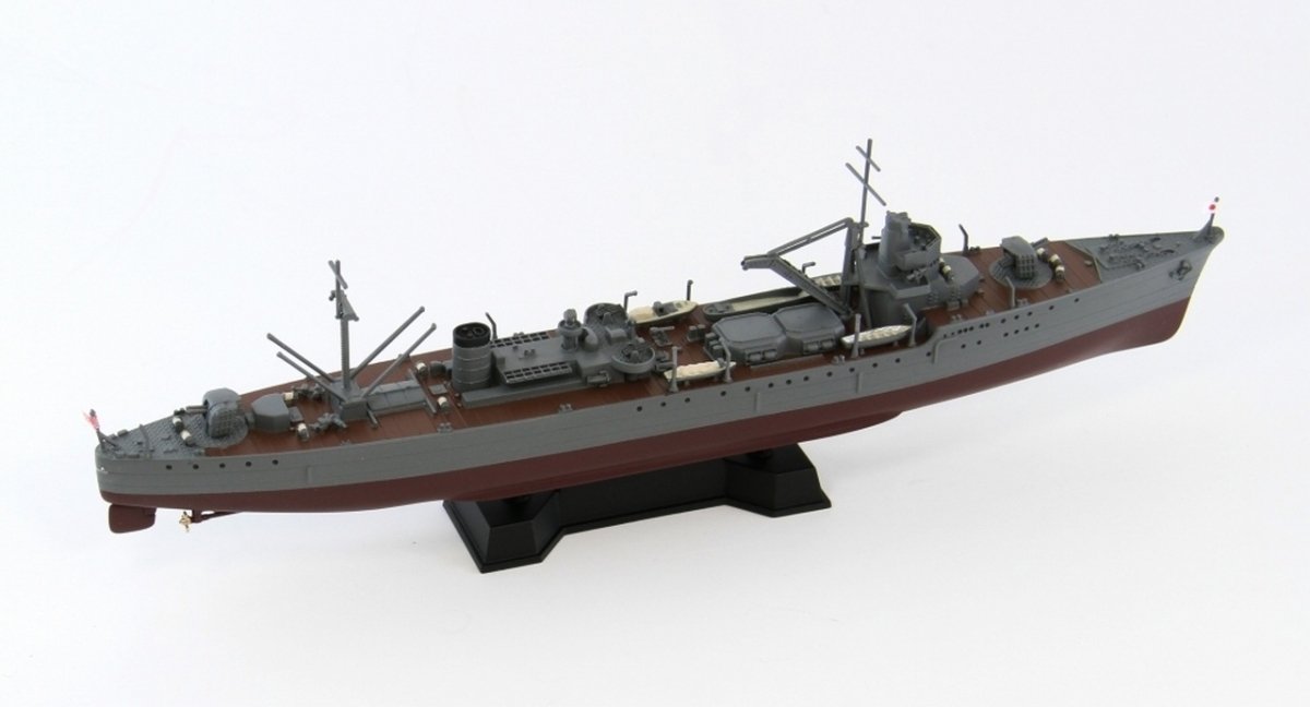 Pit-Road W156 IJN Tanker Shioya 1/700 – image 4