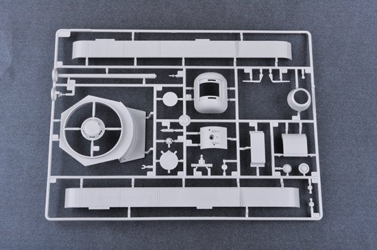 Trumpeter 05552 KV-5 Char super lourd (1/35) – image 9